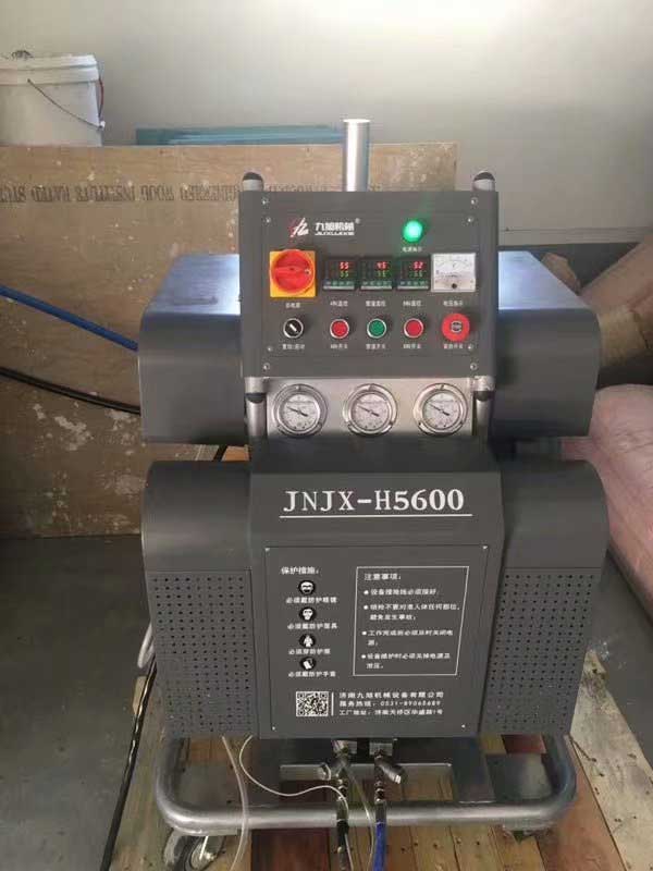 聚脲噴涂機(jī)JNJX-H5600(液壓)(圖2) 聚脲噴涂機(jī)JNJX-H5600(液壓)