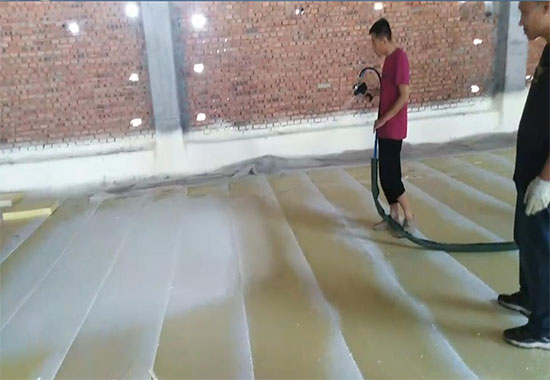 聚氨酯硬泡噴涂保溫(圖1) 冷庫(kù)聚氨酯硬泡噴涂保溫
